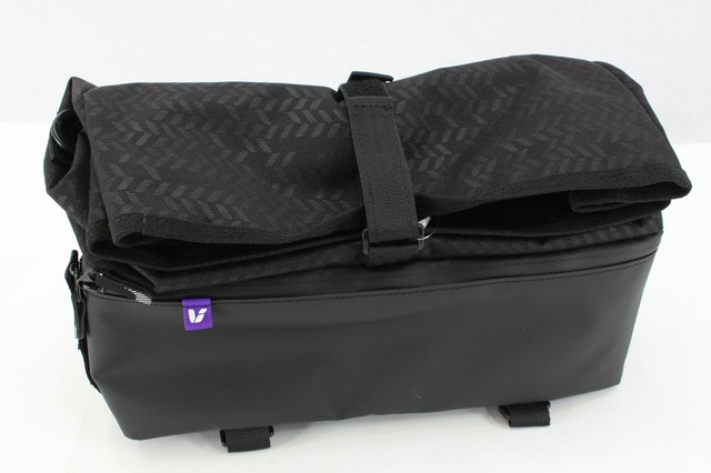 liv vecta trunk bag