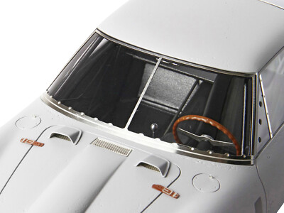 FERRARI 250 GTO TEST MONZA (1961) & DISPLAY CASE LTD ED 1/18 MODEL