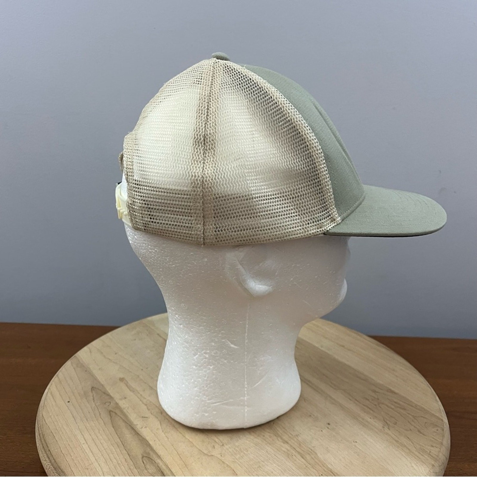 Simms Trout Patch Trucker Hat Mesh SnapBack Fishi… - image 2