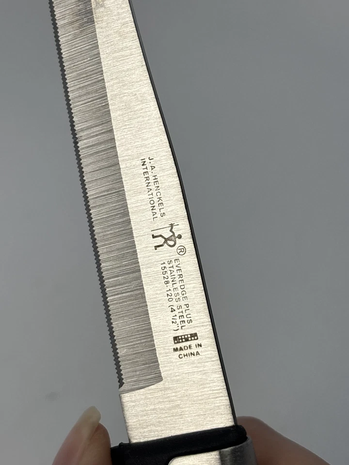 JA Henckels Everedge Stainless Steel Comfort Handle 15528-120 4.5" Steak Knife - Image 2 of 4