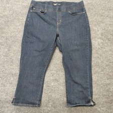 Levi Strauss Signature Gold Capri Jeans Women's Size 18 Totally Shaping Pull-On