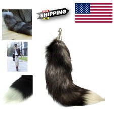 Chic Fox Fur Keychain Tail - The Perfect Accessory for Bags and Costumes