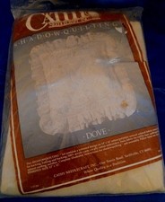 NEW Cathy Needlecraft Shadow Quilting Pillow Kit DOVE CS5 