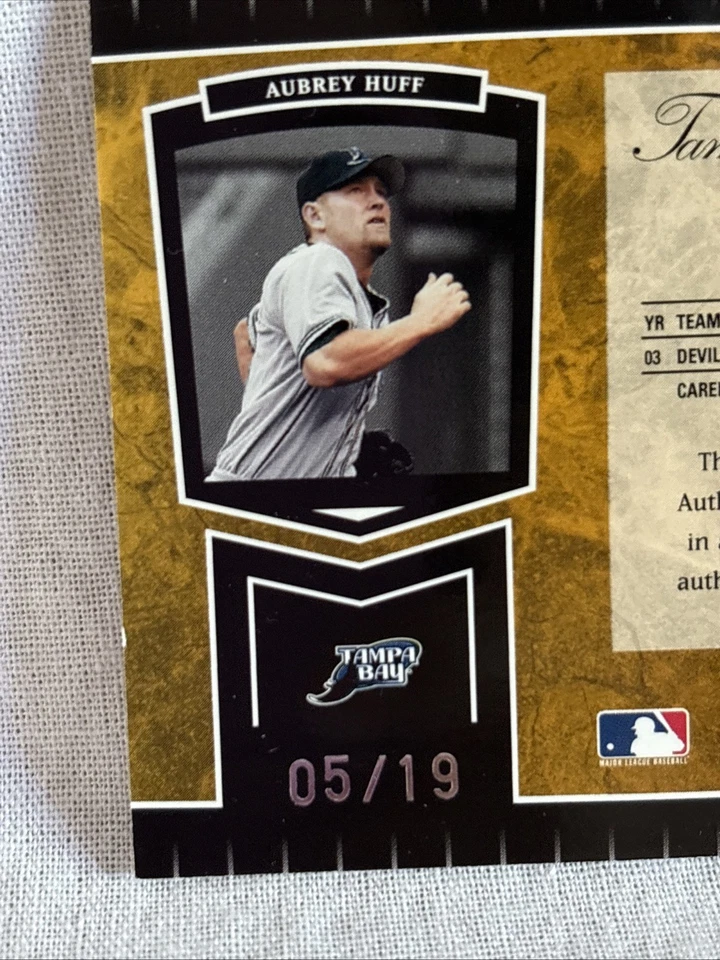 2004 Leaf Certified Cuts /19 Aubrey Huff #182 Auto - Image 4 of 4
