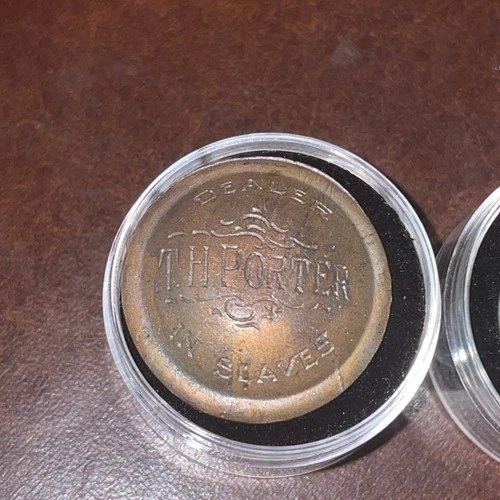 2 Thomas Porter Dealer In Slaves Lead Buttons   Confederacy Civil War. ￼