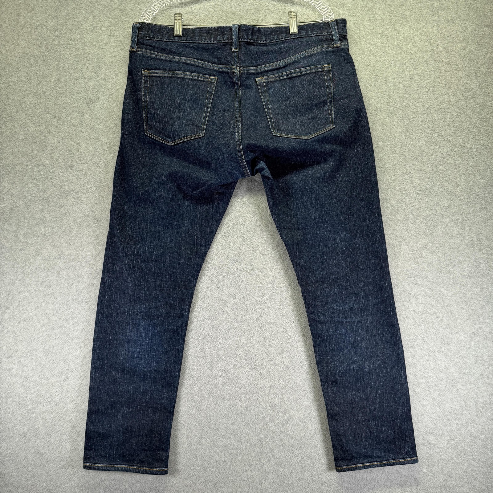 Uniqlo Jeans Mens 36x28 Indigo Selvedge Slim Mid Rise Straight Stretch Denim thumbnail 8