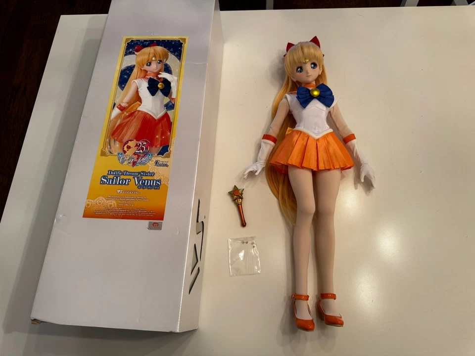 Muñeca VOLKS Dollfie Dream Sister DDS Sailor Moon Sailor Venus 1/3 Foto 2 de 4