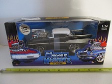 Funline Muscle Machines 1957 Chevy Black w/White Top 1:24 2003 MIB