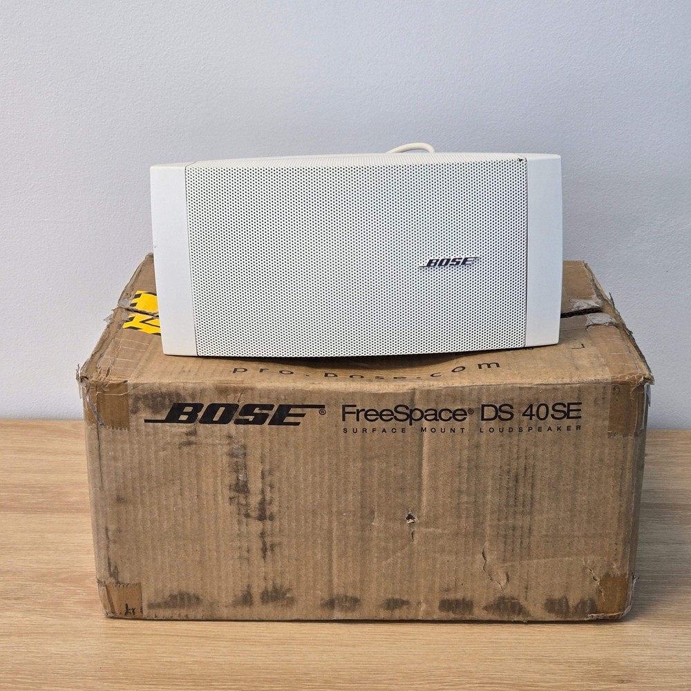Bose FreeSpace DS 40SE Loudspeaker White - Used With Box
