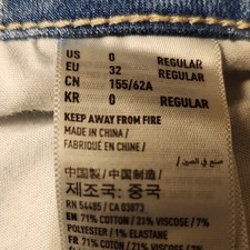 American Eagle Women  s Light Wash Distressed Skinny Jeans High Rise 0