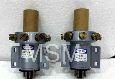 ELECTRON TUBE KLYSTRON. MFR: RAYTHEON. *P/N: RK6043* A2 1904 A
