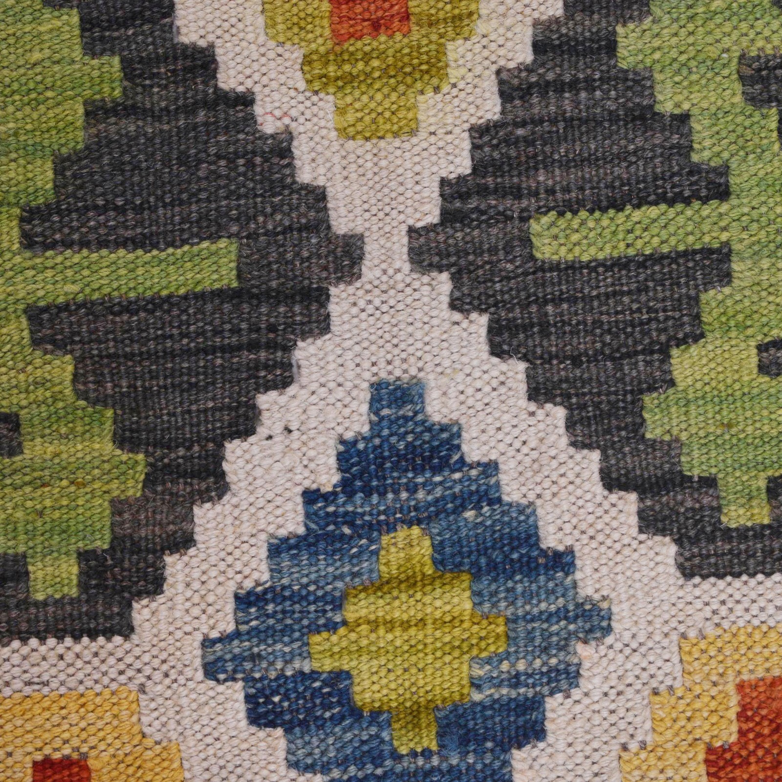 Picture 4 of 8