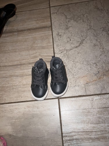 baby boys boot - Picture 2 of 6