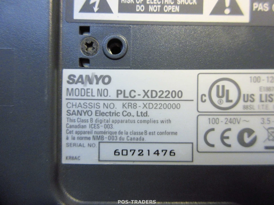 Sanyo PLC-XD2200 XGA Projector Beamer 2200 LUMENS VGA - Excl Remote - 1627 HOURS - Bild 3 von 3