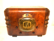 BEAUTIFUL AND WORKING 1937 DETROLA MODEL 148-E RADIO ECEIVER