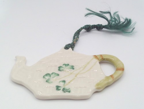 Vintage Belleek Basketweave Teapot Shaped Flat Ornament - Picture 5 of 5