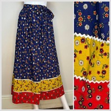 Vintage 1970s Floral Border Print Maxi Wrap Skirt 70s Boho Cottagecore