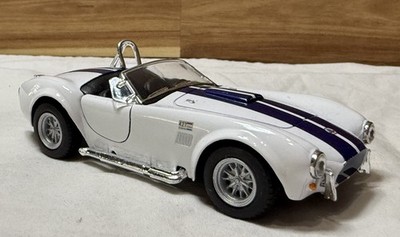 Kinsmart 1965 Shelby Cobra 427 S/C 1/32 White