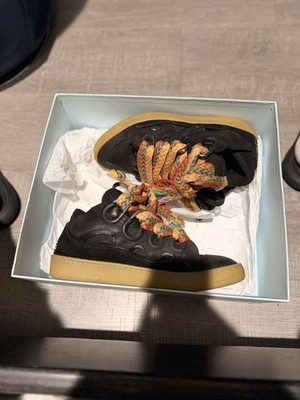  Lanvin curbs 