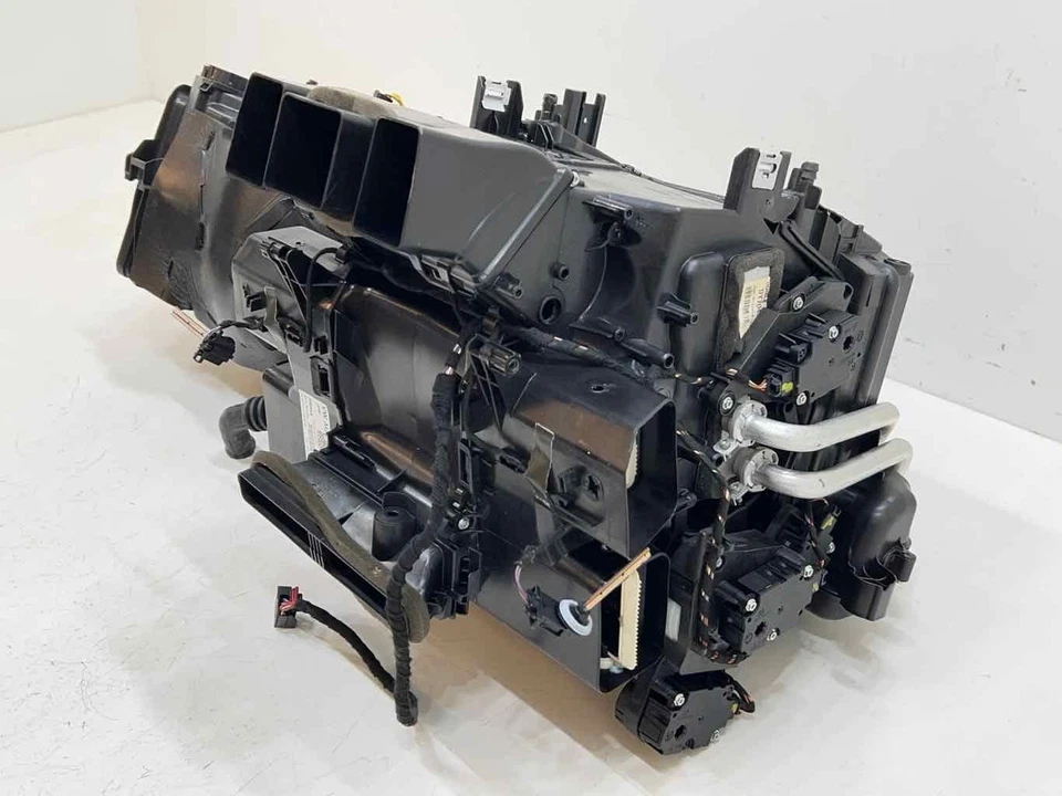 2018 AUDI A5 SPORTBACK A/C НАГРЕВАТЕЛЬ ВОЗДУХОДУВКА КОРПУС КОРОБКА ЧЕХОЛ OEM 8W1820005P - Изображение 4 из 4