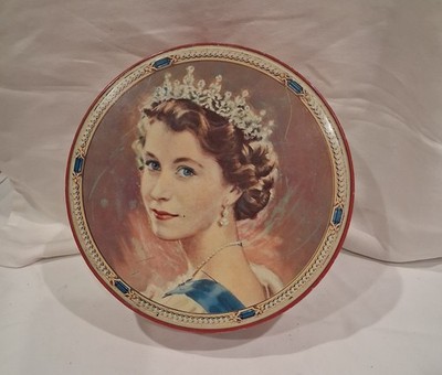 Vtg 1953 Commemorative Biscuit Tin Celebrating Coronation Of Queen Elizabeth ll