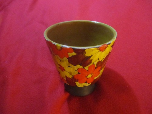 Rare Vintage Italian Pottery Colorful Flowers Vase 6 1/2'' Tall 6 1/4'' Diam.