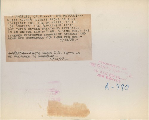 1928 Pressefoto Los Angeles Feuerwehrleute Test Queer Sauerstoffhelme Unterwasser - Bild 2 von 2
