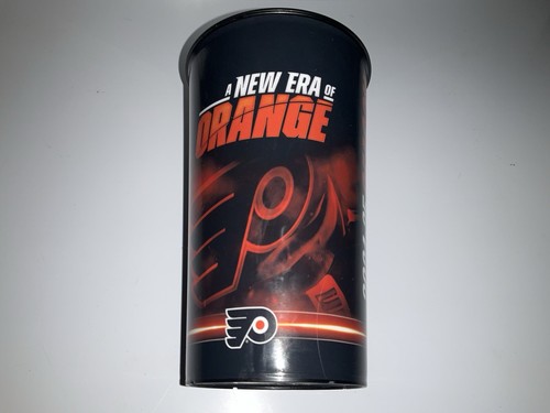 PHILLIES 2024 FLYERS "I LUCHO POR...CÁNCER" TOALLA DE RALLY Y TAZA DE RECUERDO "NUEVA ERA - Imagen 3 de 3