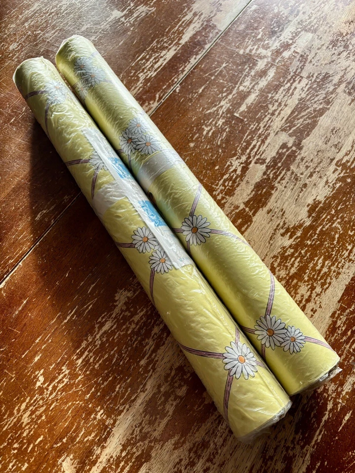 2 rollos de papel tapiz de vinilo de colección GARFIELD y flores nuevo sin usar RARO por favor leer Foto 2 de 4