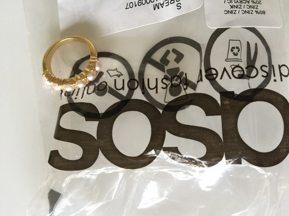 Nuevo Anillo Mujer Dama Niñas ASOS Crema Perla Color Dorado Nudillos Dedo Talla S Foto 2 de 4