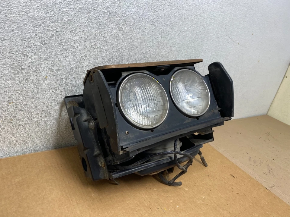 1969 1970 1971 Lincoln Continental Right Passenger Side Headlight I0567 - Image 3 of 4