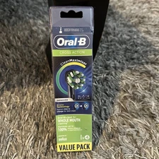 ORAL-B Cross Action Clean Maximiser Toothbrush Replacement Heads 4 COUNT
