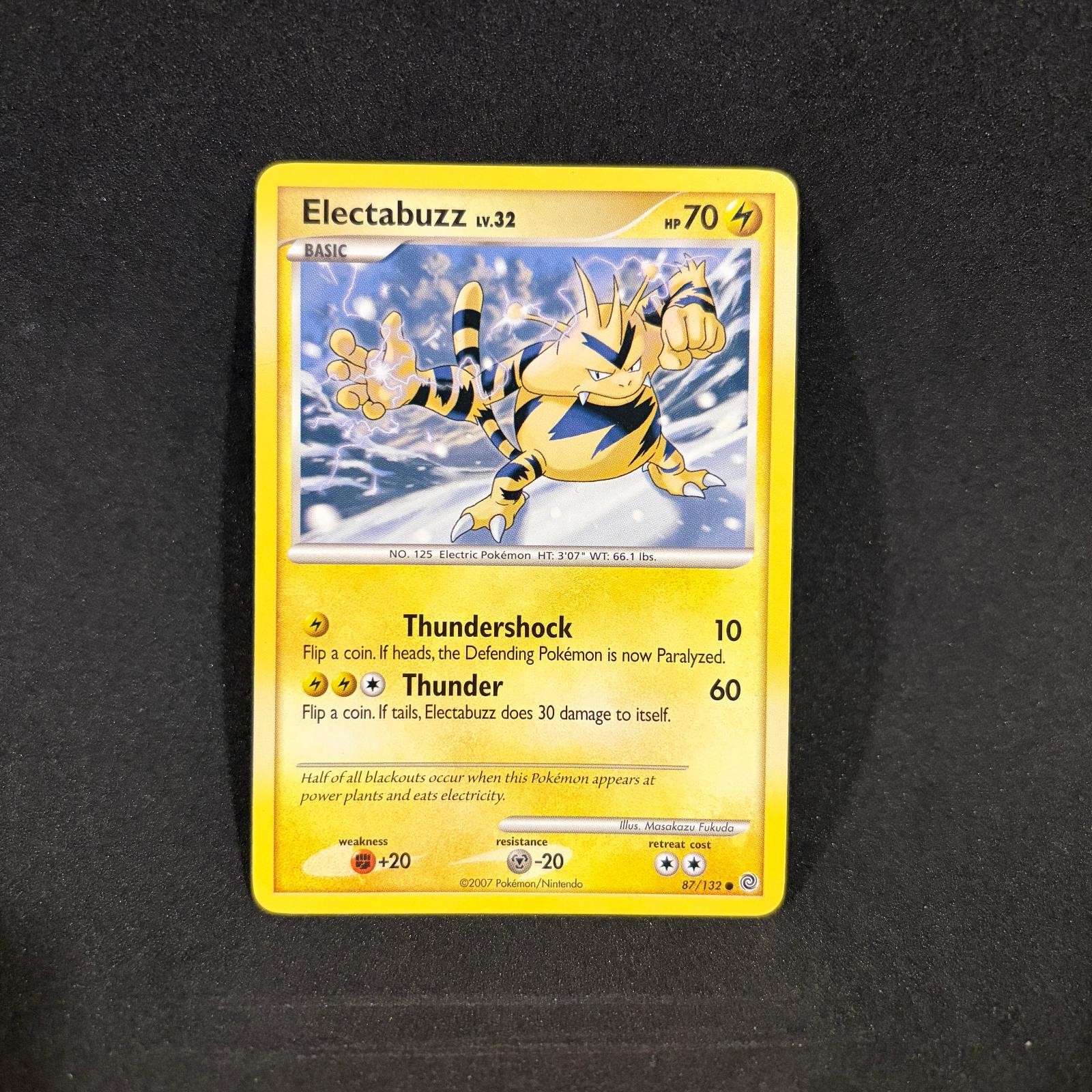 Electabuzz 87/132 Common Secret Wonders Pokemon Damaged