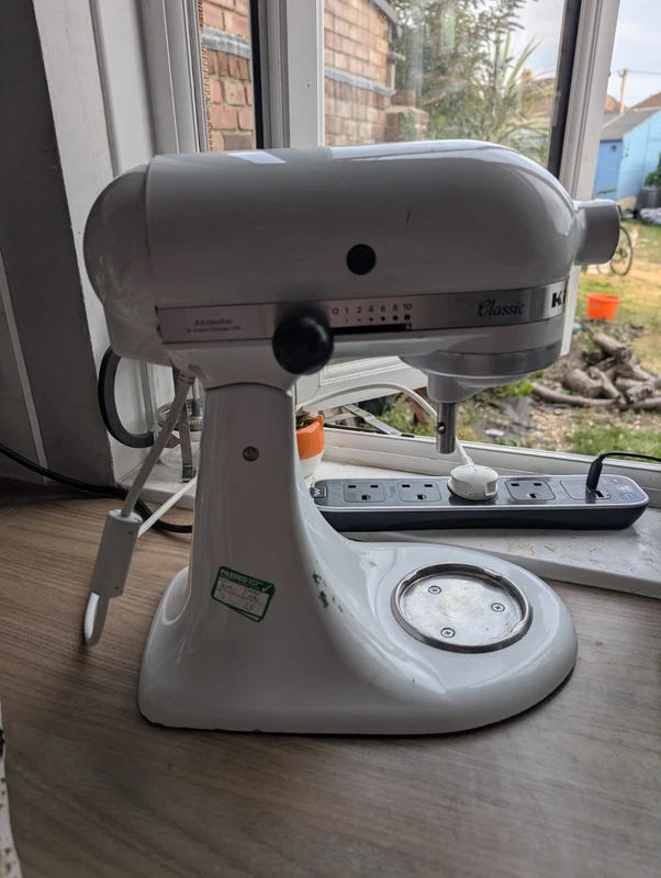 used KitchenAid Classic stand mixer in white, 240V