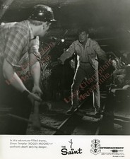 THE SAINT Press Photo #9 8X10 Roger Moore 007 Octopussy moonraker Cannonball Run