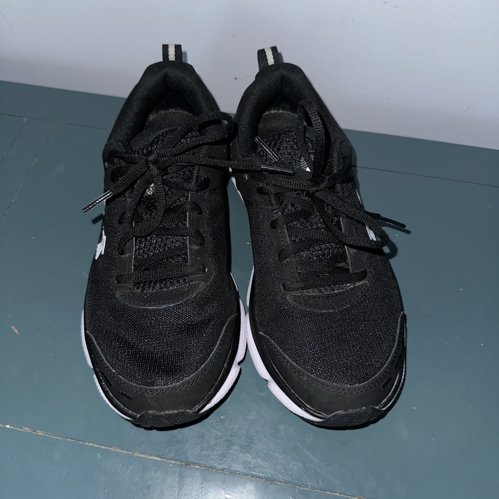 Under Armour  Size 9 Charged Assert 9 Sneakers Wo… - image 3