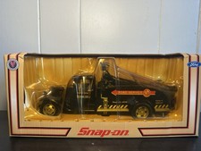Crown Premiums Snap-on 1934 Ford Tow Truck 124 Crown Premiums Snap-on 1934 Ford Tow Truck 124