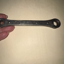 Powr Kraft  84-4738 Ratcheting 6pt. Box End Wrench 3/8 7/16 Montgomery USA Big