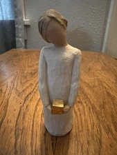 Willow Tree Susan Lordi Spirit of Giving Figurine #26221