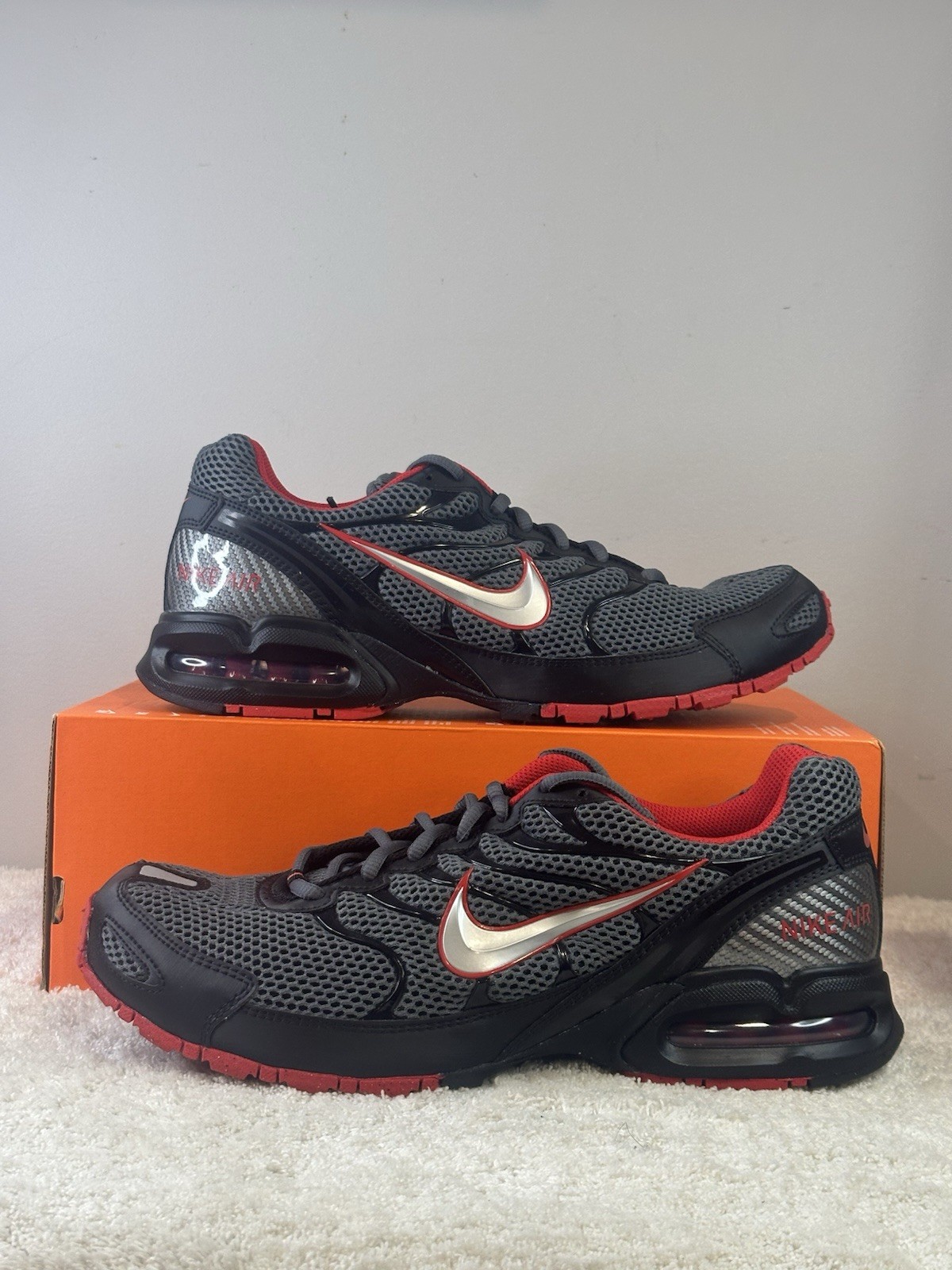Nike Air Max Torch 4 Gray Black Red 343846 006 Men’s Size 10 Box No Lid NEW