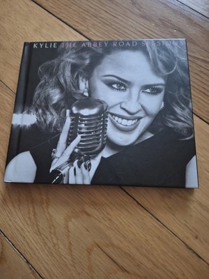Kylie Minogue The Abbey Road Sessions Deluxe Hard Back Book CD Inc Flower