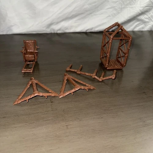 1983 KENNER STAR WAREWOK ACTION FIGURE VILLAGE PLAYSET PARTS