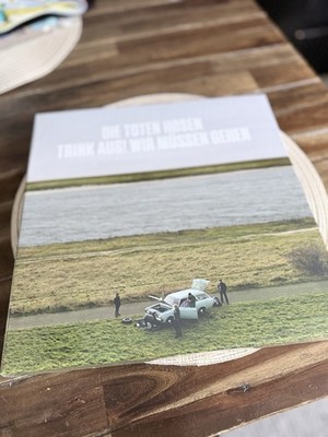 Die Toten Hosen  Trink aus! Wir müssen gehen  & Bonusalbum Deluxe Vinyl Edition