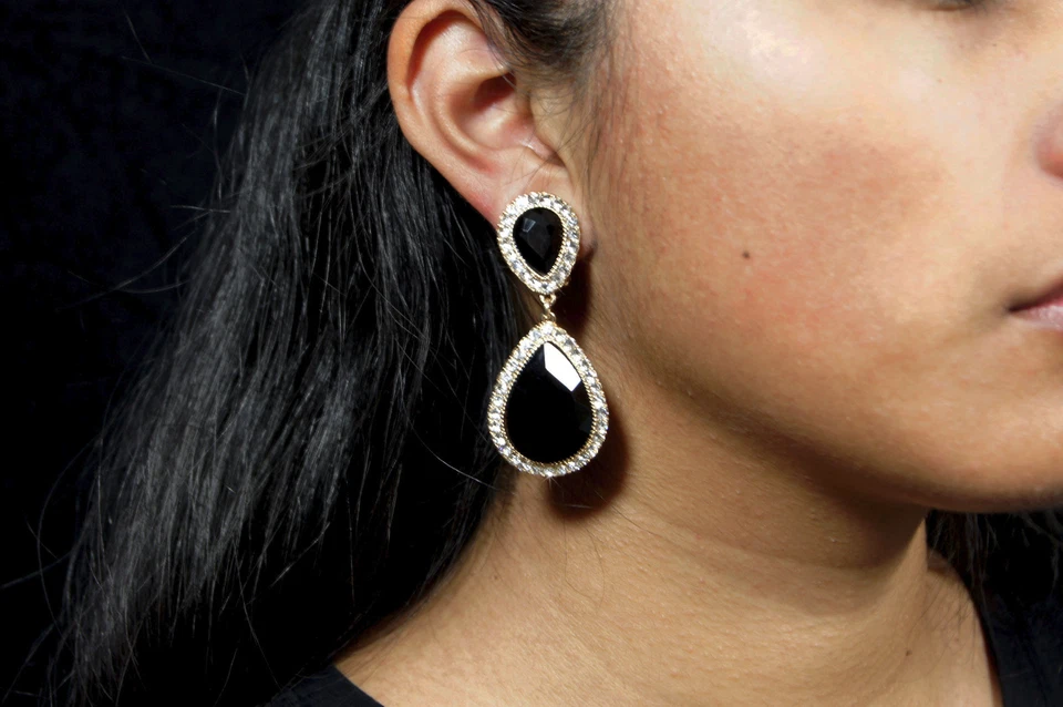 Araña Negra Cristal Estrás Novia Boda Reina Desfile Clip Pendiente Foto 4 de 4