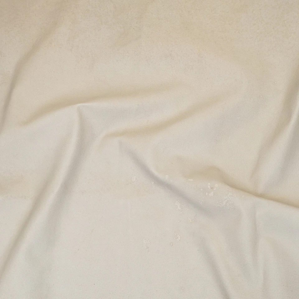 Forro de piel de cerdo beige vendido por SLC corte áspero por pie cuadrado Foto 3 de 3