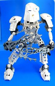 LEGO 2004 Bionicle Toa Metru Nuju Figure (Over 45 Pieces) Completer Set 8606