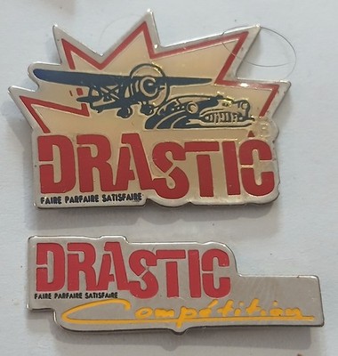 Konvolut 2 Pins Auto Drastic Competition