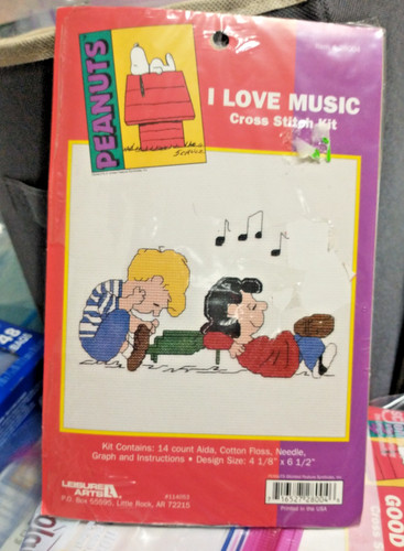 Leisure Arts Cross Stitch Peanuts Snoopy I LOVE MUSIC , # 28004 HTF RARE