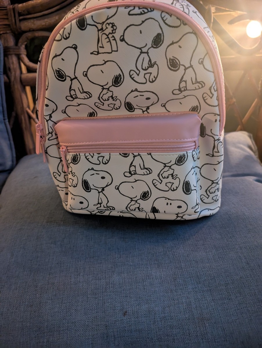 Peanuts Snoopy Mini Backpack - NWT Loungefly Peanuts Snoopy Doghouse Floral Mini Backpack NWT  main image 3