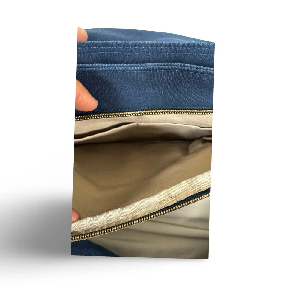 Bolso Travelon Antirrobo Courier Tour - Azul Marino Foto 4 de 4